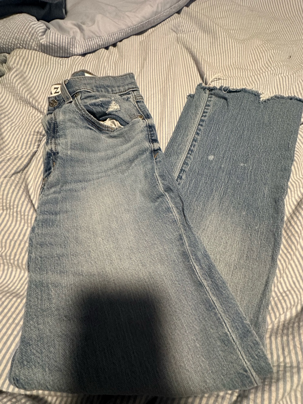 Daze Light Wash Women’s Jeans - Classic Straight Fit